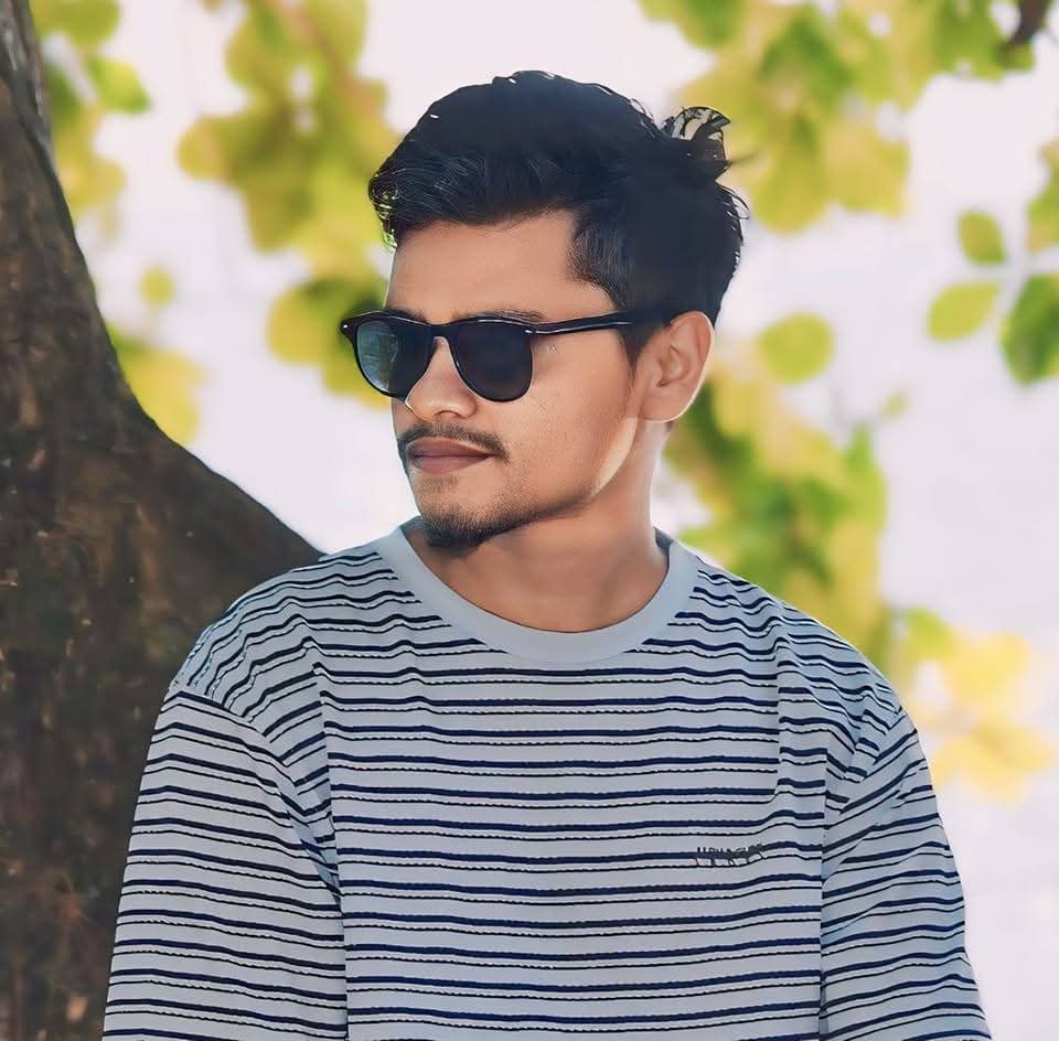 Ahtasam Zidan – Web & Visual Strategist | Official Portfolio